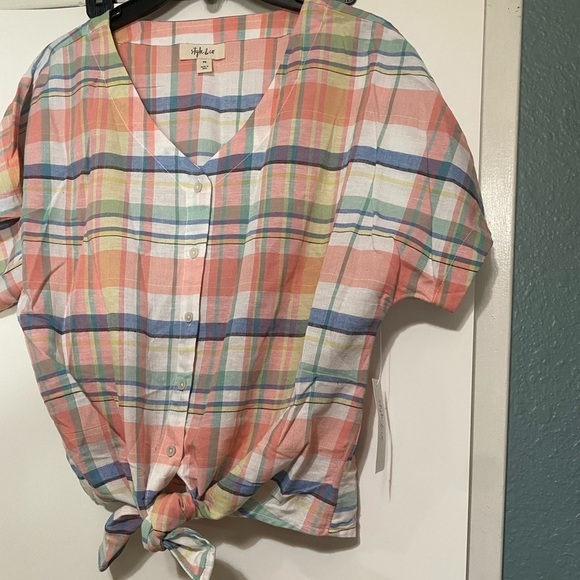 Style & Co
Petite Tie-Front Blouse Size PS - Picture 6 of 13